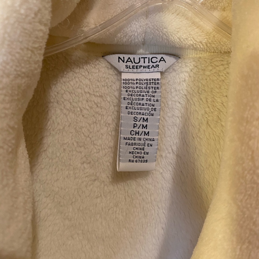 Nautica Robe - Picture 3 of 3